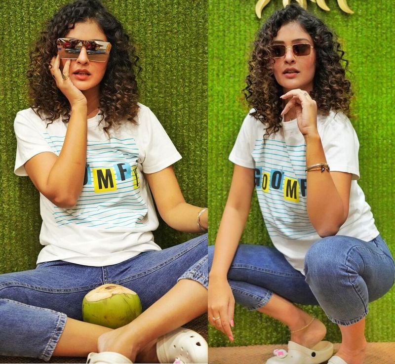 sensational payal shares an vulgar photo netizens making more vulgar comments