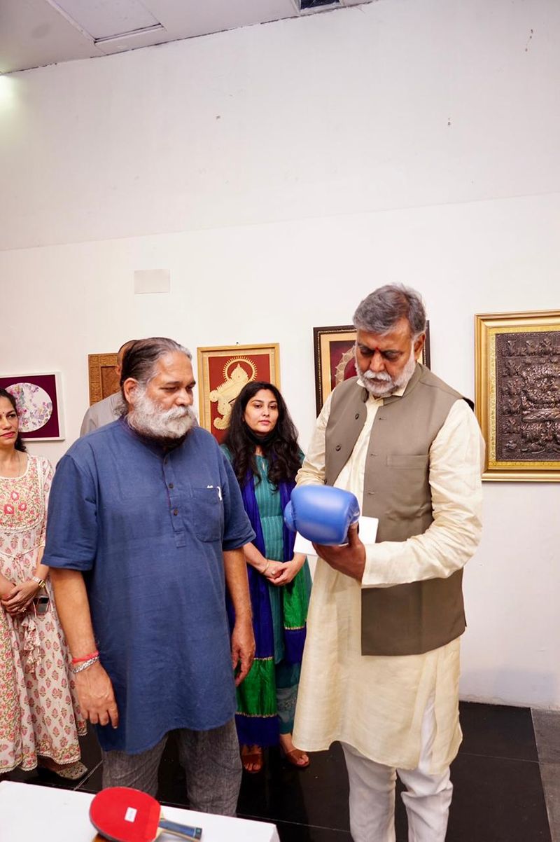 PM Modi gifts e-auction: Central Minister Prahlad Singh Patel visited National Gallery of modern arts
