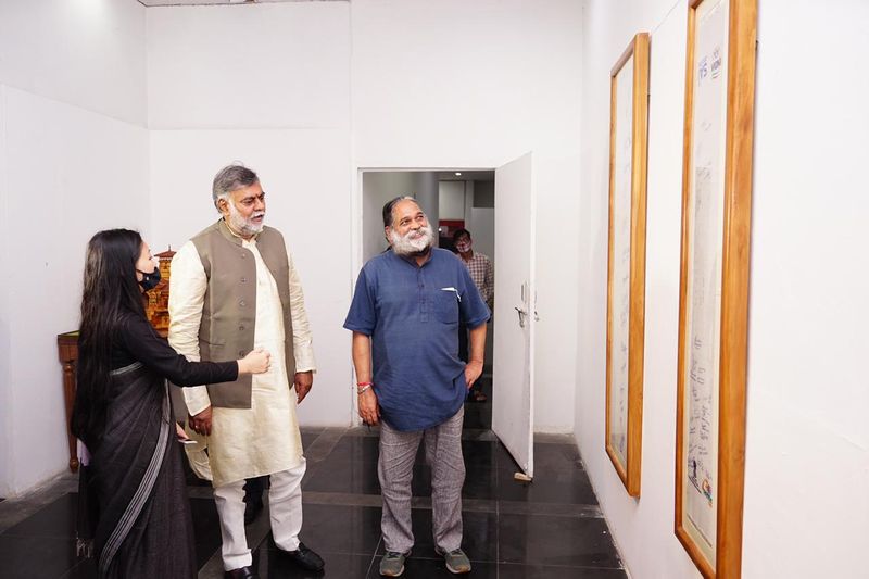 PM Modi gifts e-auction: Central Minister Prahlad Singh Patel visited National Gallery of modern arts