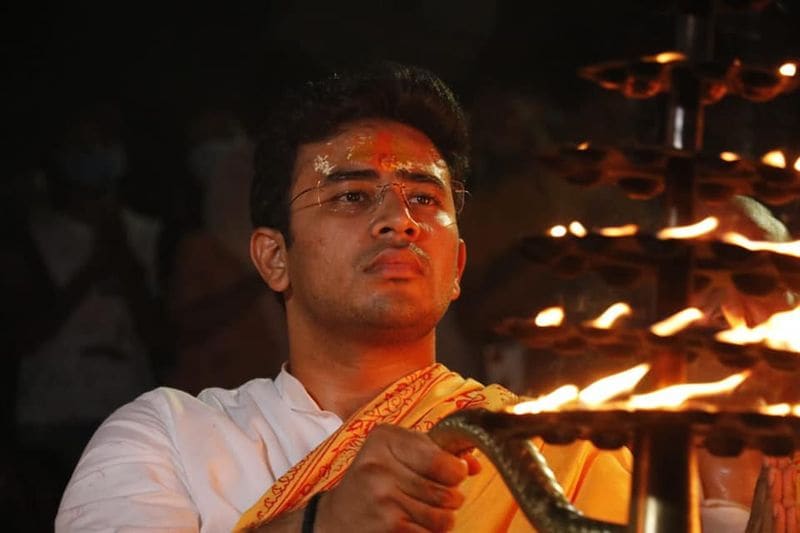 MP Tejasvi Surya offer aarti at the Sarayu ghats dpl