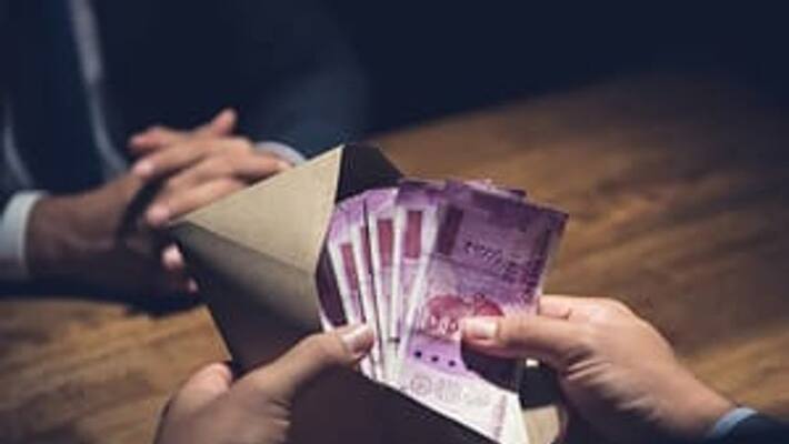 Government officials will not change.? 26,99,335.00 cash seized during raid by DVAC Department. Government officials will not change.? 26,99,335.00 cash seized during raid by DVAC Department.