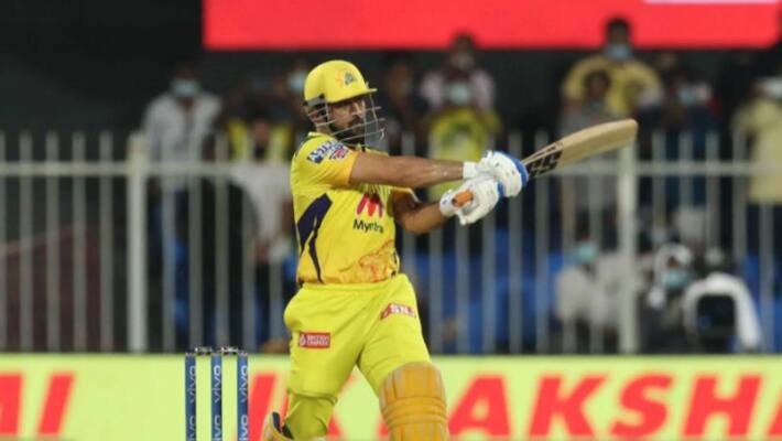 IPL 2021 MS Dhoni first player to complete 50 sixes in the 20th over in IPL history IPL 2021 MS Dhoni first player to complete 50 sixes in the 20th over in IPL history