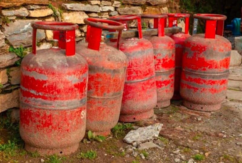 PM Modi BJP government stay many decades to  LPG price hike top 10 News of october 28 ckm