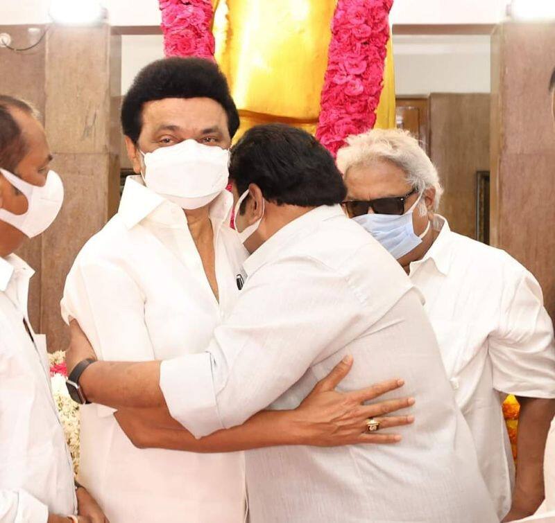 Top 5 ... MK Stalin influential in India ..!