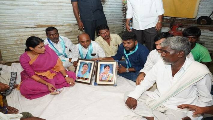 YS Sharmila Visit to Jukkal constituency, Nizamabad district YS Sharmila Visit to Jukkal constituency, Nizamabad district