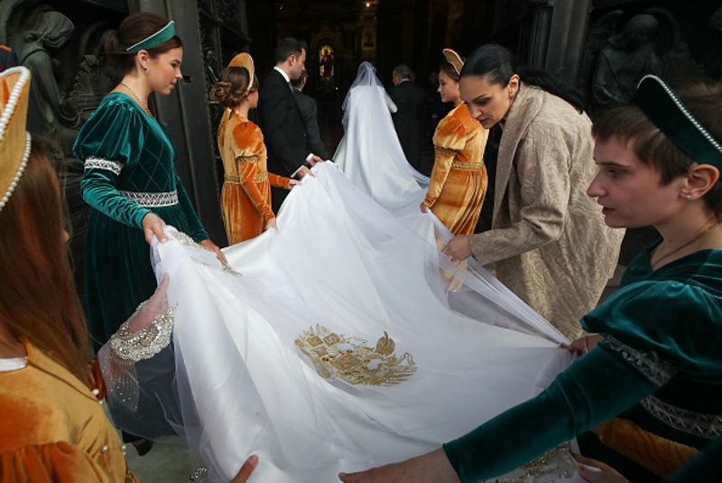 Russia to stage first royal wedding a century later
