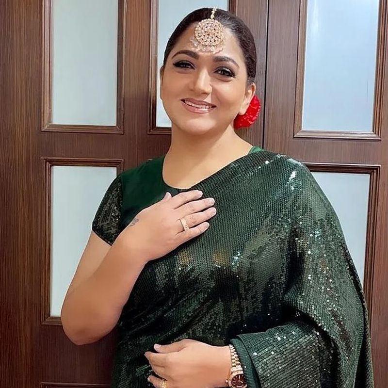 khushboo sundar look like teenage girl in latest photos just stunning