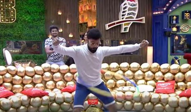 sreeram wants to go date with hamida and sunny immitated swetaa siri and other its full fun