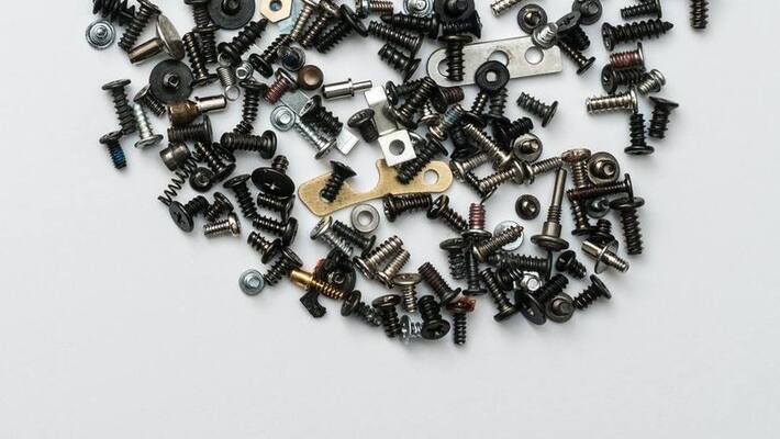 screws and knives removed from mans stomach in Lithuania screws and knives removed from mans stomach in Lithuania