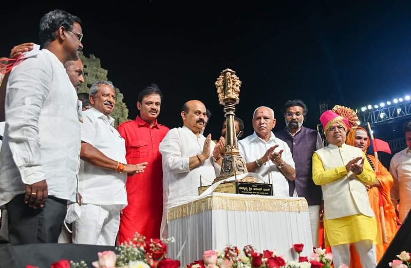 basavaraj bommai inaugurates vijayanagara as Karnataka 31 district rbj