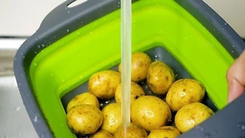 Try this tandoor aloo recipe at home
