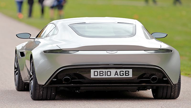 These cars of James Bond had gathered all over the world Heart will not be filled by seeing once See what's special