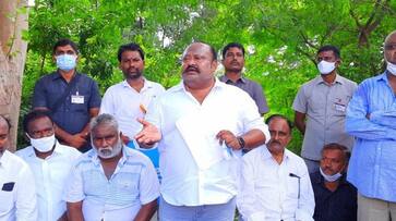 Shoe attack on Minister Gangula Kamalkar's campaign vehicle in karimnagar - bsb Shoe attack on Minister Gangula Kamalkar's campaign vehicle in karimnagar - bsb
