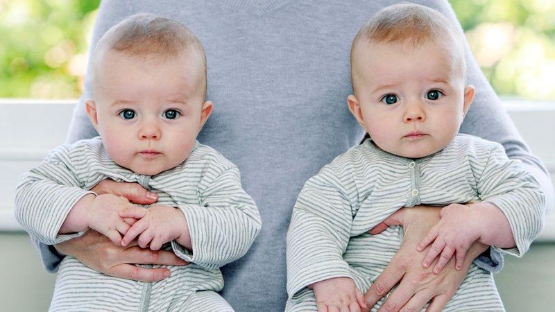this kind of couples will give birth to twins children and these are sypmtoms while twins in womb