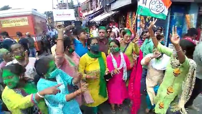 Election Commission bans victory celebrations in state, asks Mamata Banerjee govt to comply bmm Election Commission bans victory celebrations in state, asks Mamata Banerjee govt to comply bmm