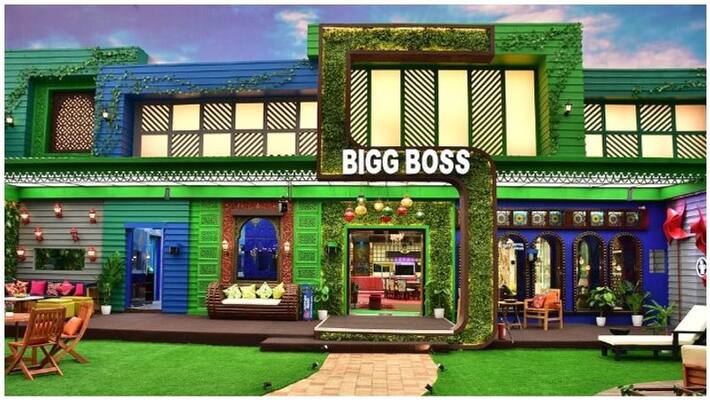 three female contestants who went into the Big Boss seasson 5 house three female contestants who went into the Big Boss seasson 5 house