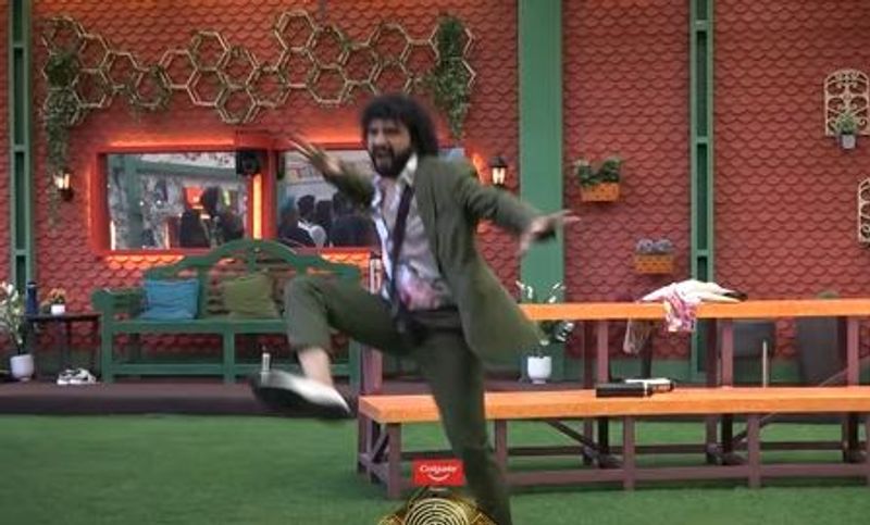 Nataraj master hot comments on Ravi, reveals bigg boss 5 telugu winner