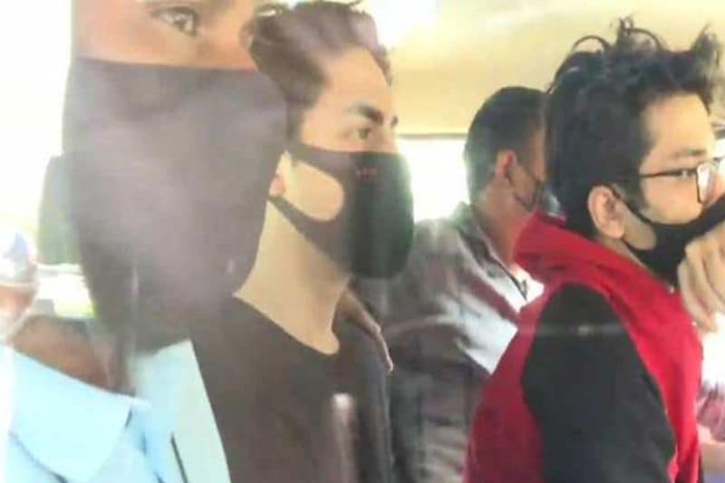 Aryan Khan to NCB Chief Sameer Wankhede: Shah Rukh Khan's son promised to make Wankhede proud one day RCB