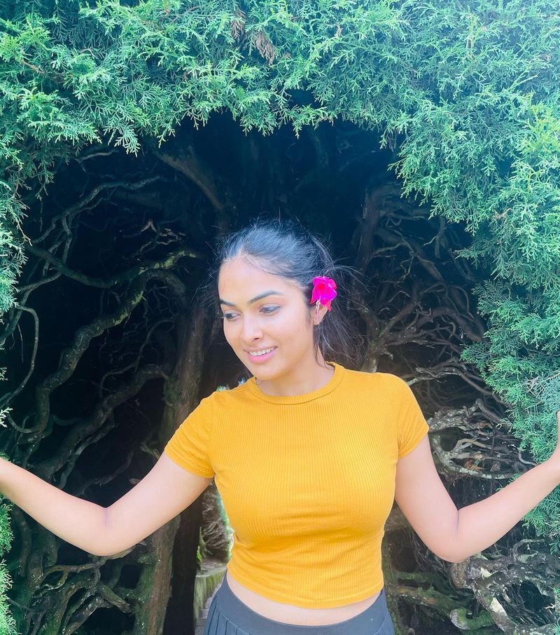bigg boss fame divi stuns in make up less photos her latest photos goes viral