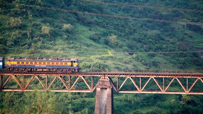 New Railways timetable: 500 Mail Express trains to reach upto 70 minutes faster New Railways timetable: 500 Mail Express trains to reach upto 70 minutes faster