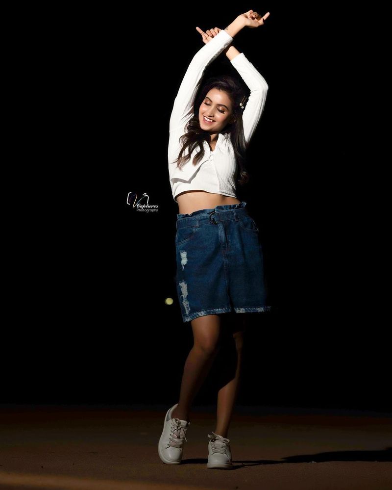 dhee fame anchor deepika pilli sizzles in denim frack look at her latest photo shoot