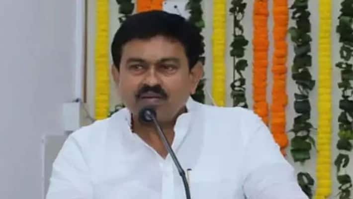 Lakhimpur Kheri violence: Minister of State (Home) Ajay Mishra meets Home Minister Amit Shah-dnm Lakhimpur Kheri violence: Minister of State (Home) Ajay Mishra meets Home Minister Amit Shah-dnm