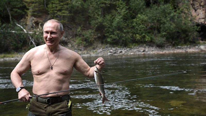 Russian President Vladimir Putin accused of tax evasion according to Pandora Papers