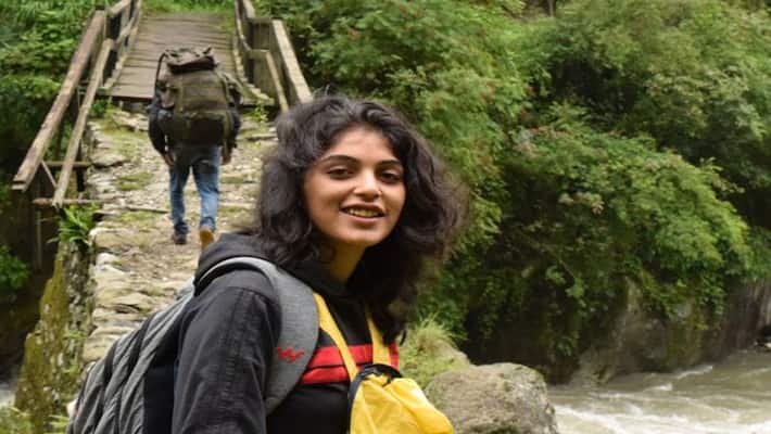 Anjali Vishwakarma left her job at a foreign company to work hard only for upsc bsm Anjali Vishwakarma left her job at a foreign company to work hard only for upsc bsm