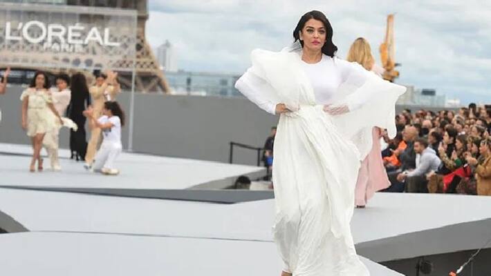 bollywood star aishwarya rai in paris fashion week bollywood star aishwarya rai in paris fashion week