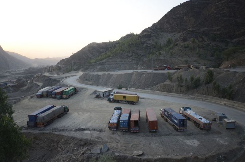 Afghan kids smuggled themselves into Pakistan by clinging to lorries