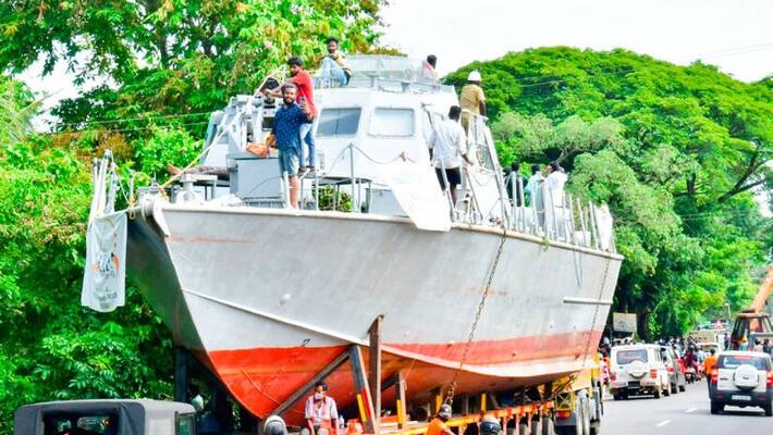 Alappuzha also known as the Venice of the East awaits the arrival of the ship Alappuzha also known as the Venice of the East awaits the arrival of the ship
