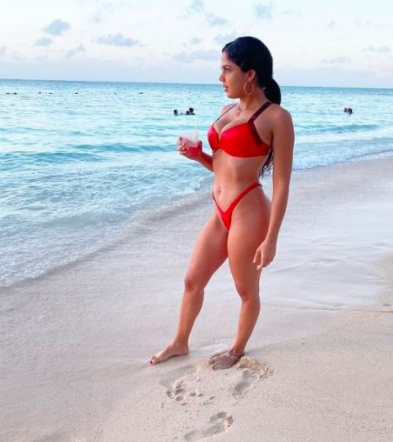 IPL 2021, hot Bikini pictures of CSK all-rounder Dwayne Bravo's Stunning Girlfriend Josanna Gonsalves spb