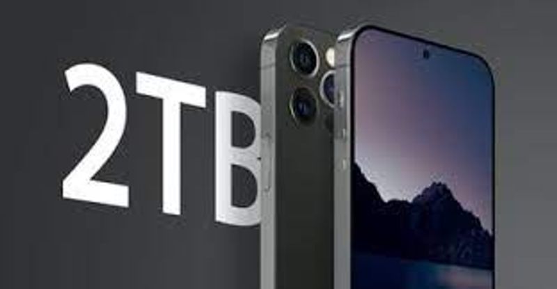 Amazing If this report is true then iPhone 14 will be launched with 2TB storage
