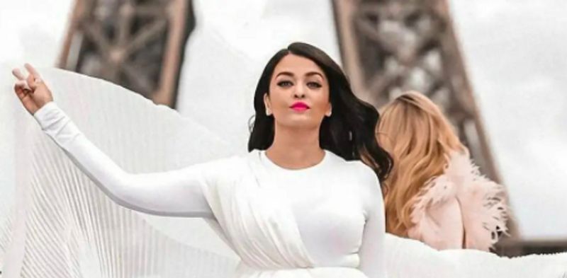 Aishwarya Rai Bachchan stunning look in Paris Fashion Week dpl