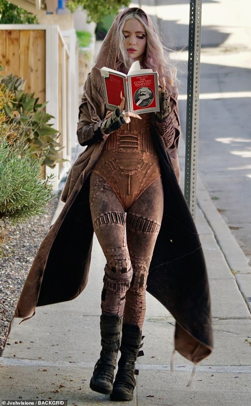 Karl Maxs Communist Manifesto was taken by Grimes after she divorce from elon musk