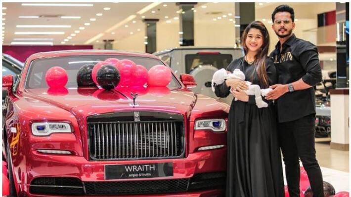 Malayali husband in UAE gifts wife Rolls Royce car of 3 crores for birthday Malayali husband in UAE gifts wife Rolls Royce car of 3 crores for birthday
