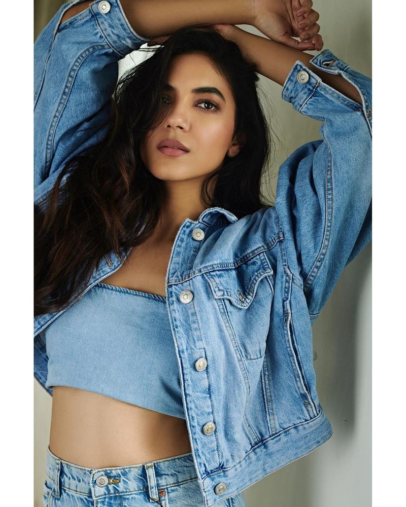 ritu varma shared bold photos with hot show latest pics viral
