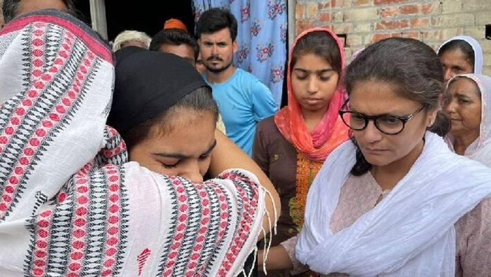 mps identified as tourists to enter up met Lakhimpur kheri farmers families says tmc bsm mps identified as tourists to enter up met Lakhimpur kheri farmers families says tmc bsm