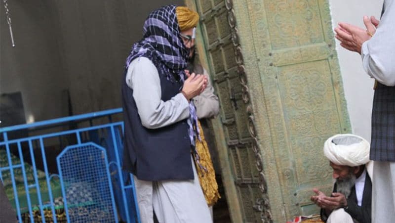 Taliban leader Anas Haqqani visited grave of brutal ruler Mahmud Ghaznavi and did controversial tweet about Somnath temple