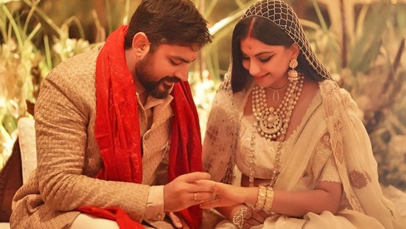 Anil Kapoor daughter Rhea Kapoor spotted kissing husband Karan Boolani