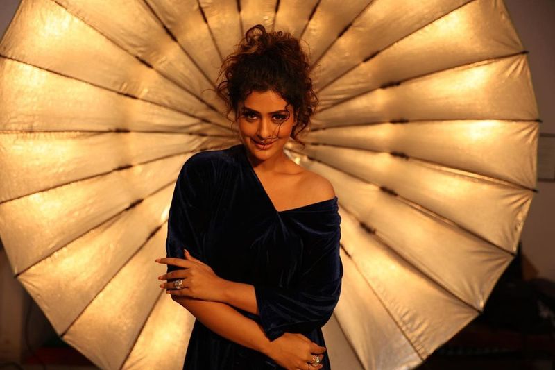 payal rajput wear transparent shirt shared hottest pose in goa beach