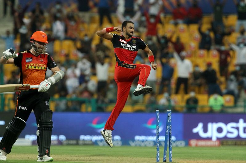 IPL 2021 three players to stay back in UAE