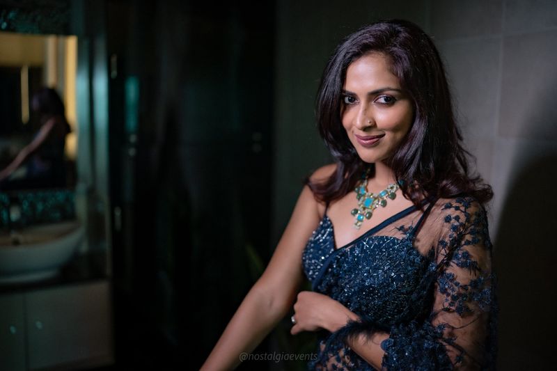 amala paul mind blowing in hot saree photos top show mesmerizing