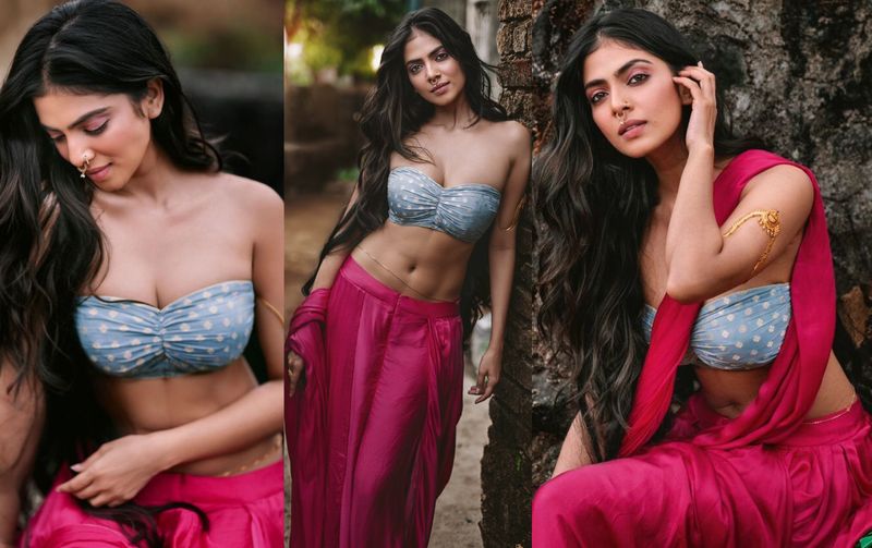 vijay master fame malavika mohanan hot cleavage show