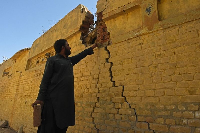arthquake in Pakistan 20 killed 200 injured