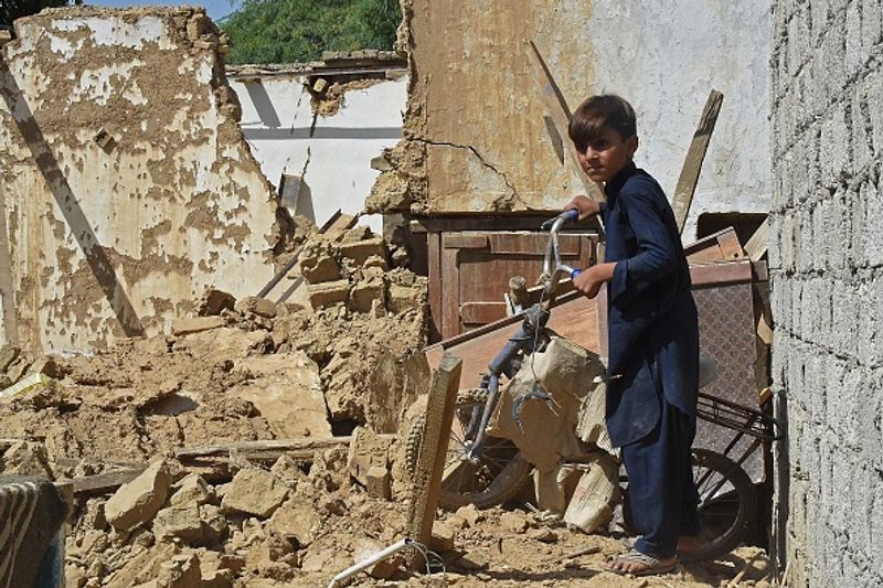 arthquake in Pakistan 20 killed 200 injured