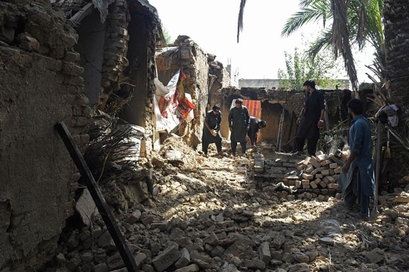 arthquake in Pakistan 20 killed 200 injured