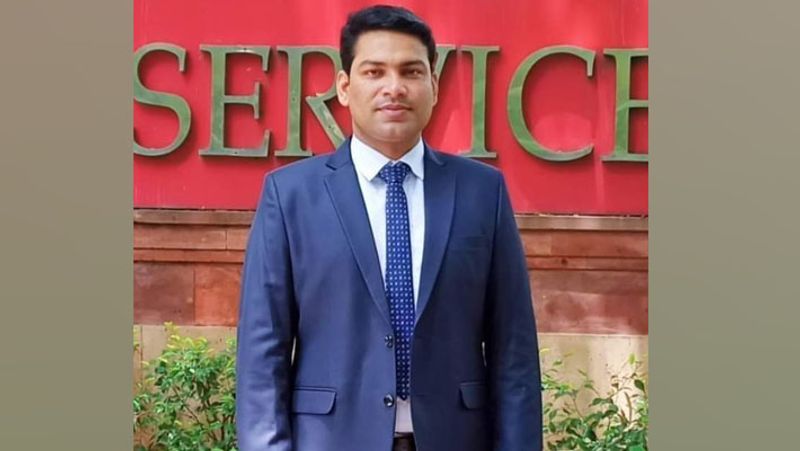 Interview with UPSC 2020 Achievers Anand Kumar Singh know about his journey to success