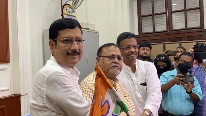 BJP leader Sabyasachi Dutta joins Trinamool Congress today bmm BJP leader Sabyasachi Dutta joins Trinamool Congress today bmm