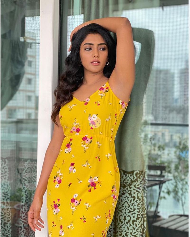 eesha rebba under water poses is just stunning